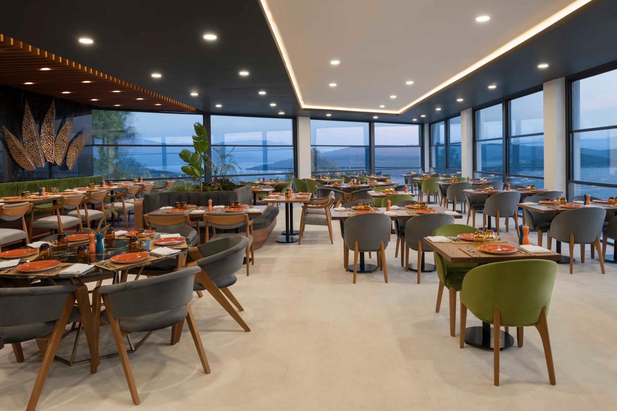 Le Méridien Bodrum Beach Resort Bogazici Esterno foto
