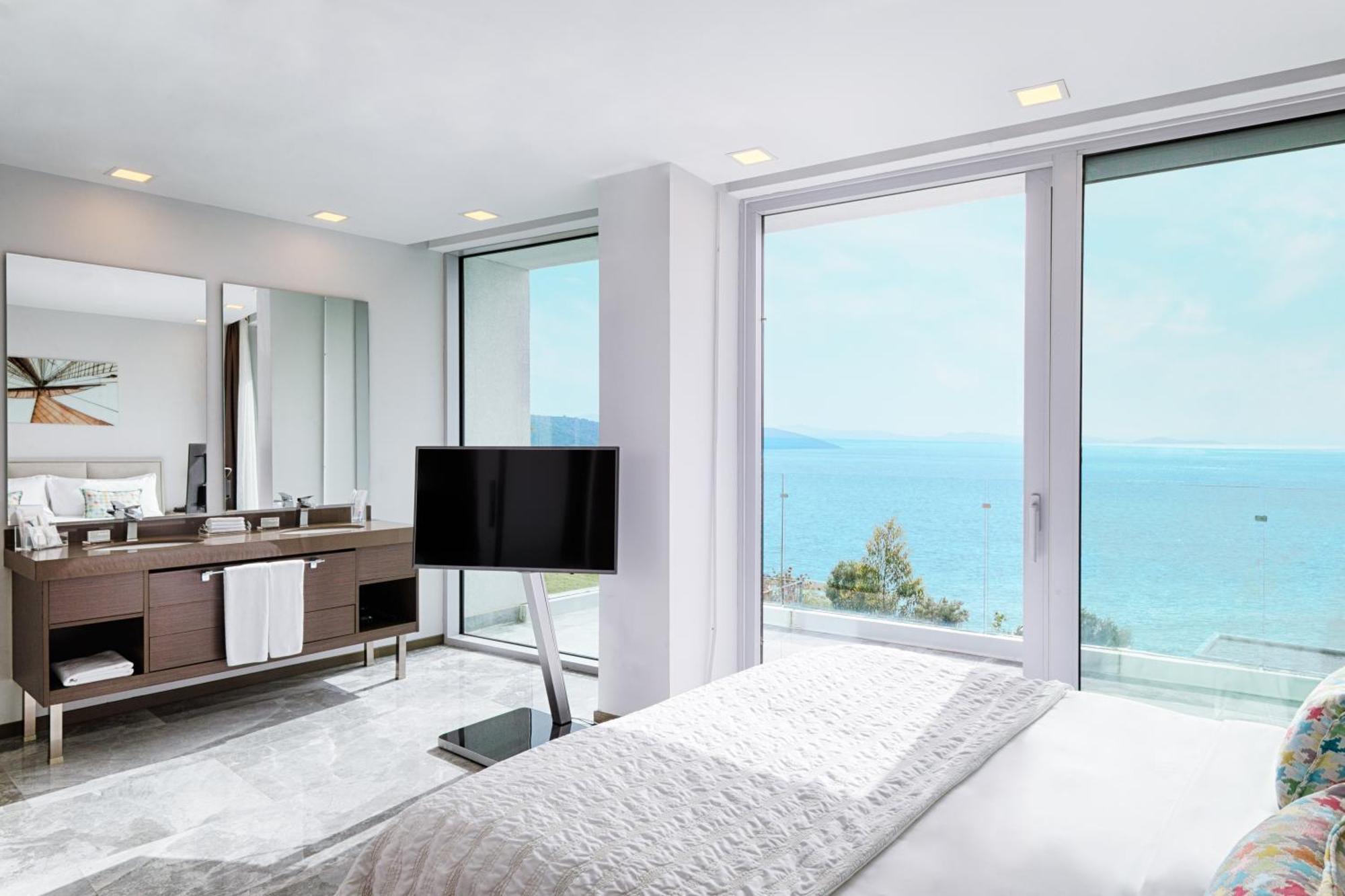Le Méridien Bodrum Beach Resort Bogazici Esterno foto